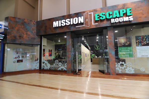 stroefront-graphics-draw-customers-mission-escape-room