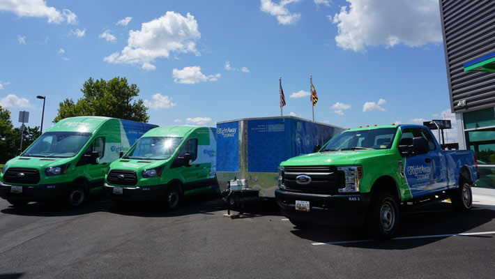 Easy fleet graphics solutions for managers with nationwide 3M certified wraps